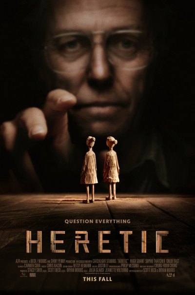 eretnek-horror-hugh-grant-sophie-thatcher-chloe-east-2024