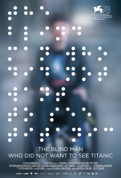 a-vak-aki-nem-akarta-latni-a-titanicot-2021