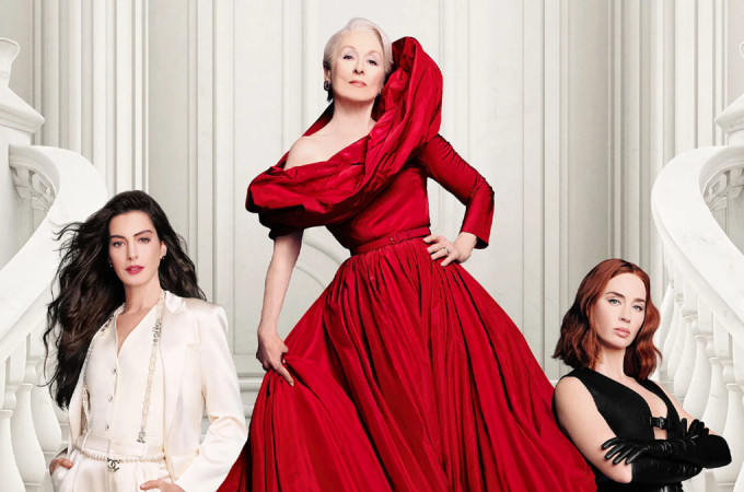 kritika-az-ordog-pradat-visel-2-divatos-meg-20-ev