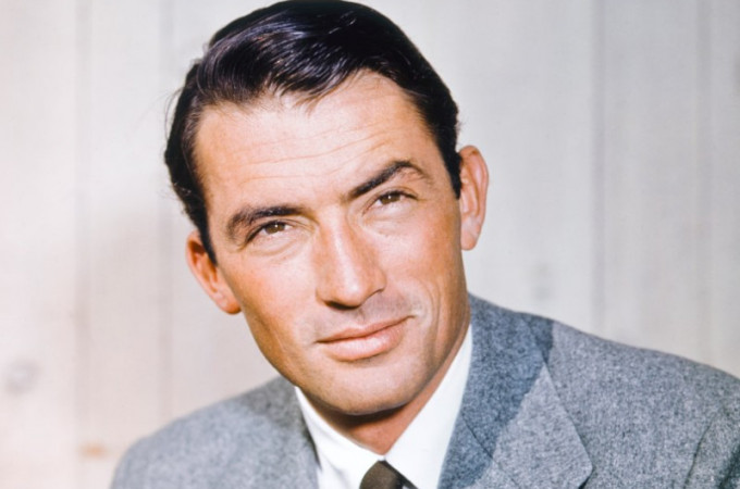 gral-lovag-a-szelesvasznon-gregory-peck-portre