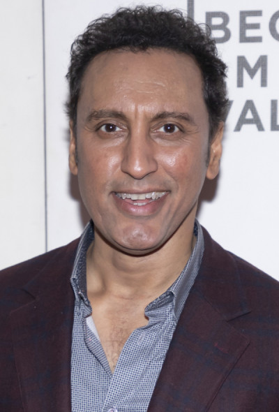 Aasif Mandvi