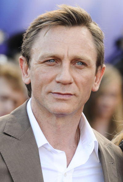 Daniel Craig