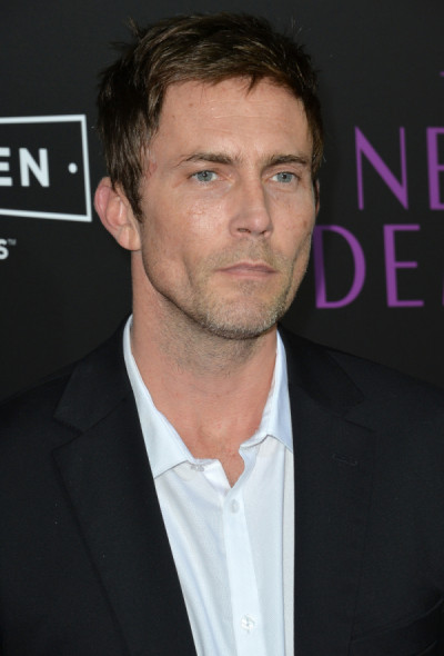 Desmond Harrington