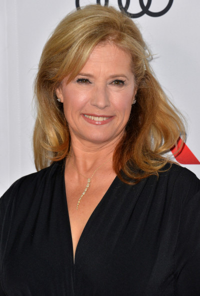 Nancy Travis