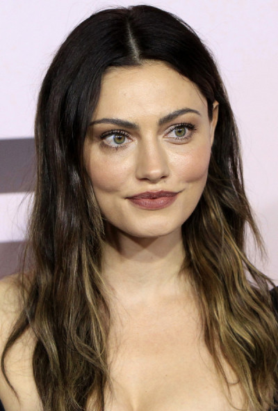 Phoebe Tonkin